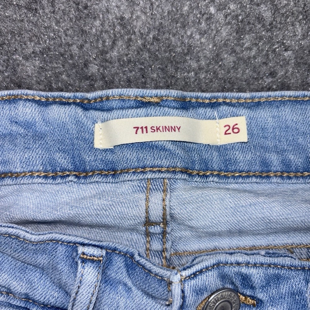 Levi's 711 Skinny Jeans Women's Size 26 Light Wash Stretch Blue Denim Casual - Picture 4 of 14